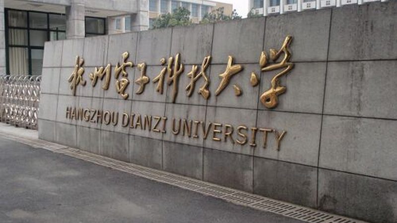 深圳连接器批发市场解析：价格背后的价值考量**